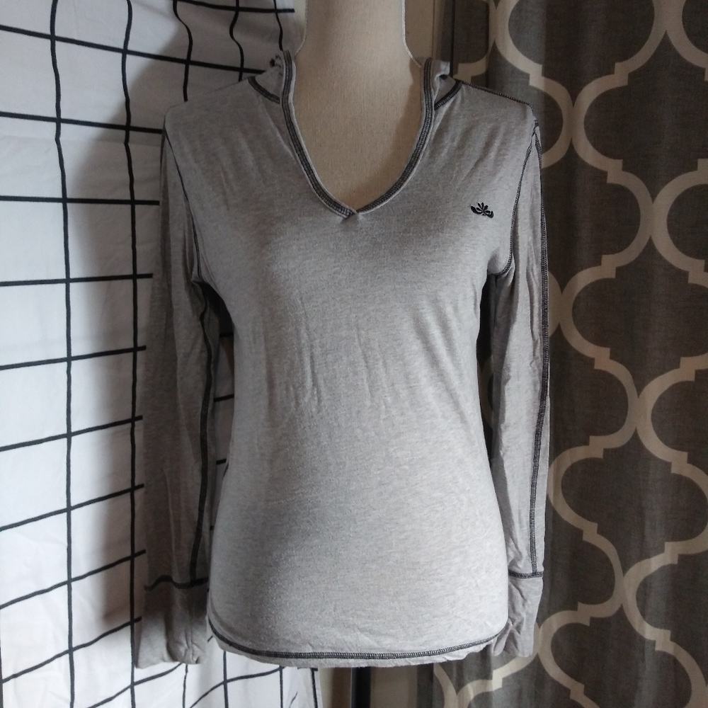 Old Navy Light Gray Hooded Shirt